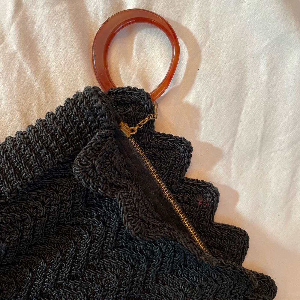 Vintage 1950s Black Woven Clutch with Lucite Pull